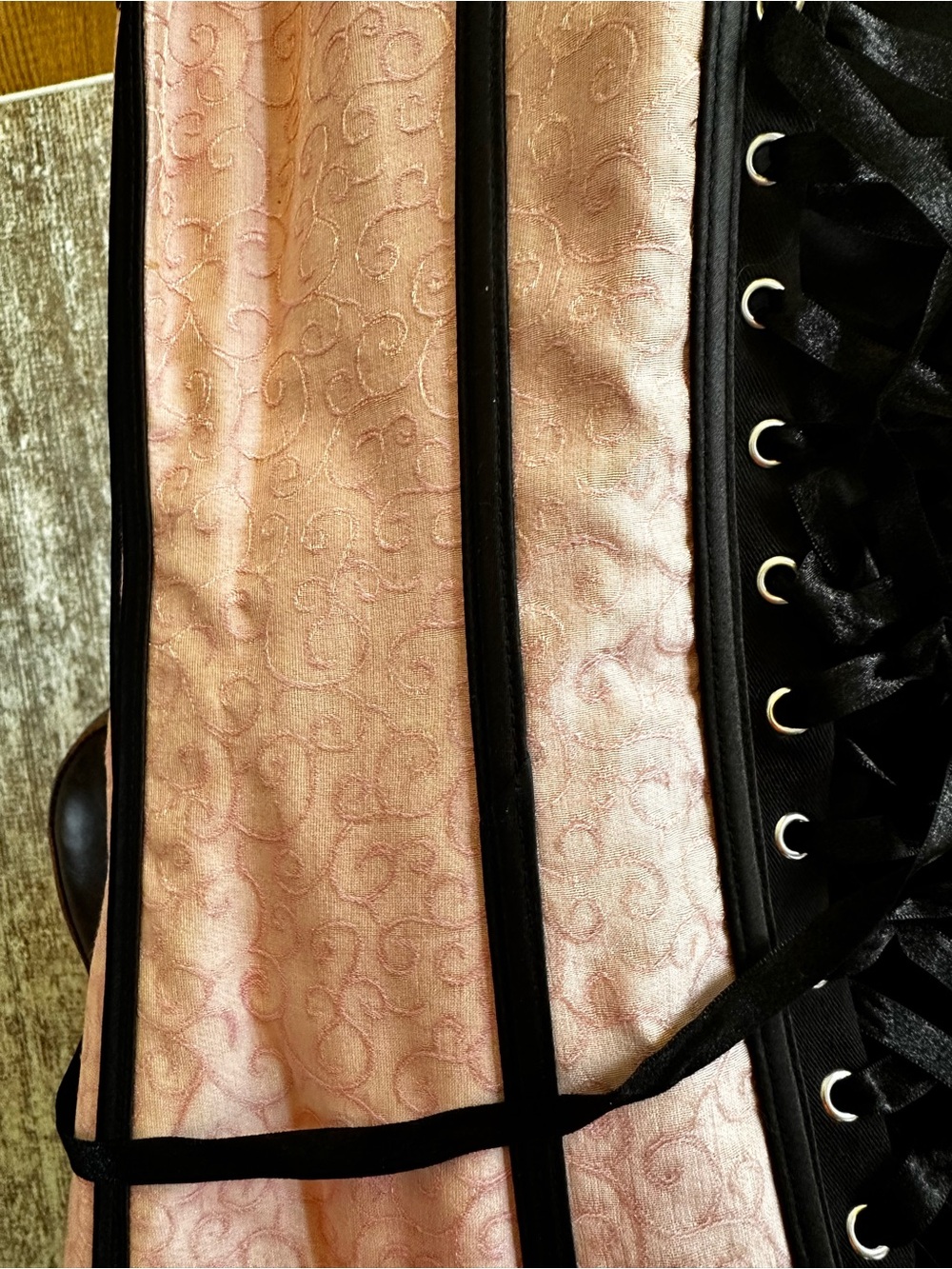 Pink and Black Lace-Up ribbed Corset Waist Cincher - Picture 5 of 9